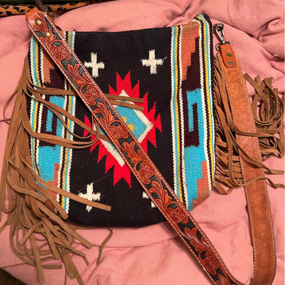 Western saddle blanket bag